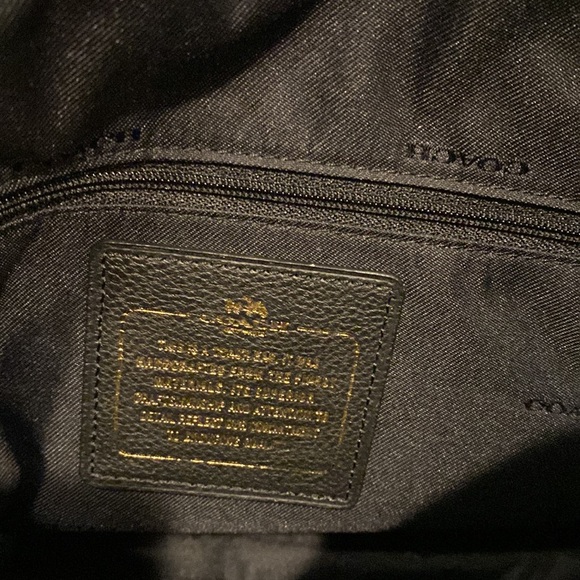Brand new coach handbag - Picture 5 of 8